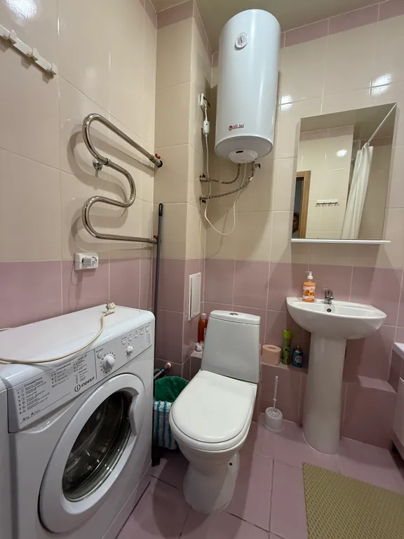 Студия - диван, стиралка холодильник, СВЧ, водонагреватель