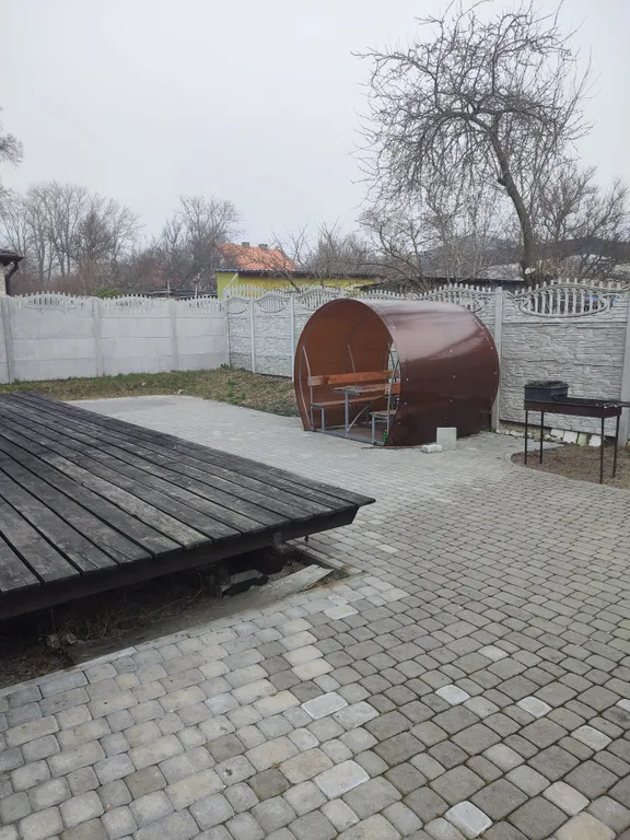 Уютная квартира - студия, в тихом районе города