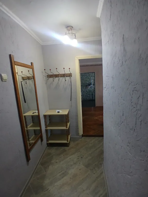 Двухкомнатная квартира в самом центре Кабардинки с большим балконом