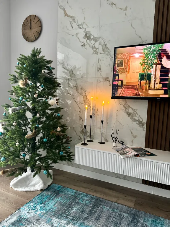 Комфортные апартаменты с видом на Дубовую рощу