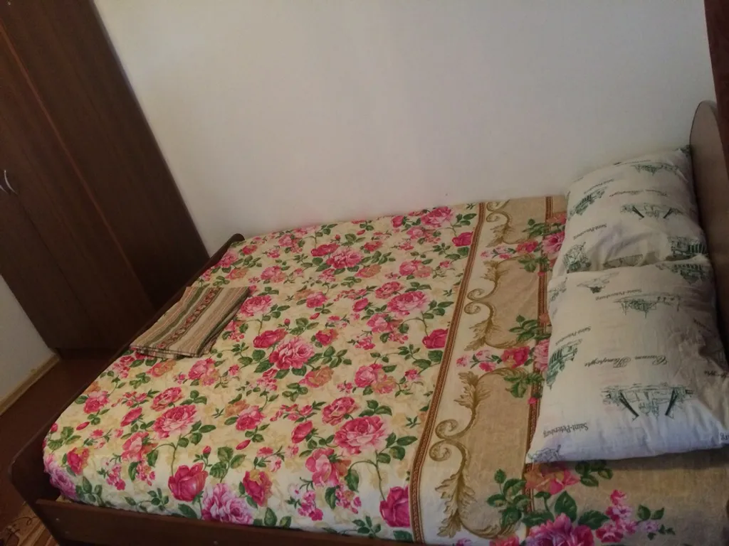 Трехместный номер с основными удобствами