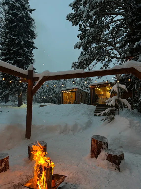 Дом в лесу с баней и чаном