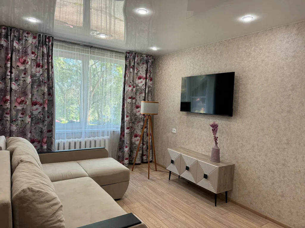 Просторная и светлая двухкомнатная квартира