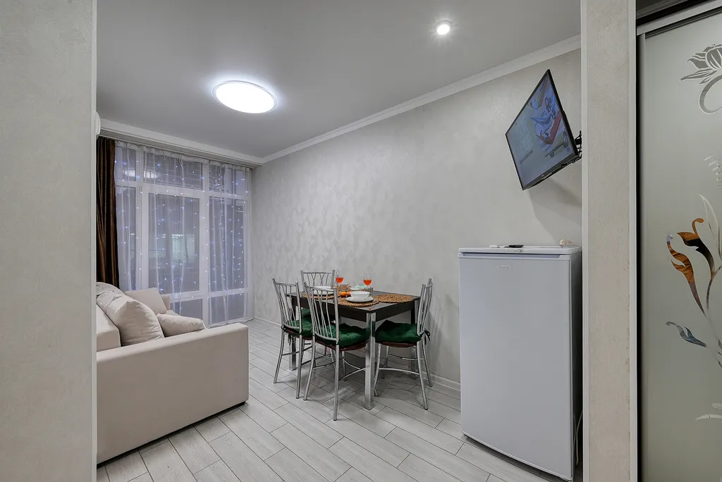 Евро 2-комнатная у Казино и Ред Арены 01