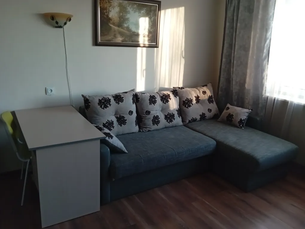 Просторная двухкомнатная квартира в центре Как дома