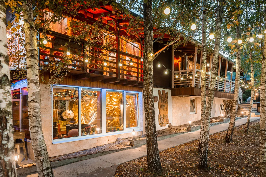 7-комнатный Дом