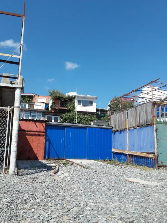 Домик у моря