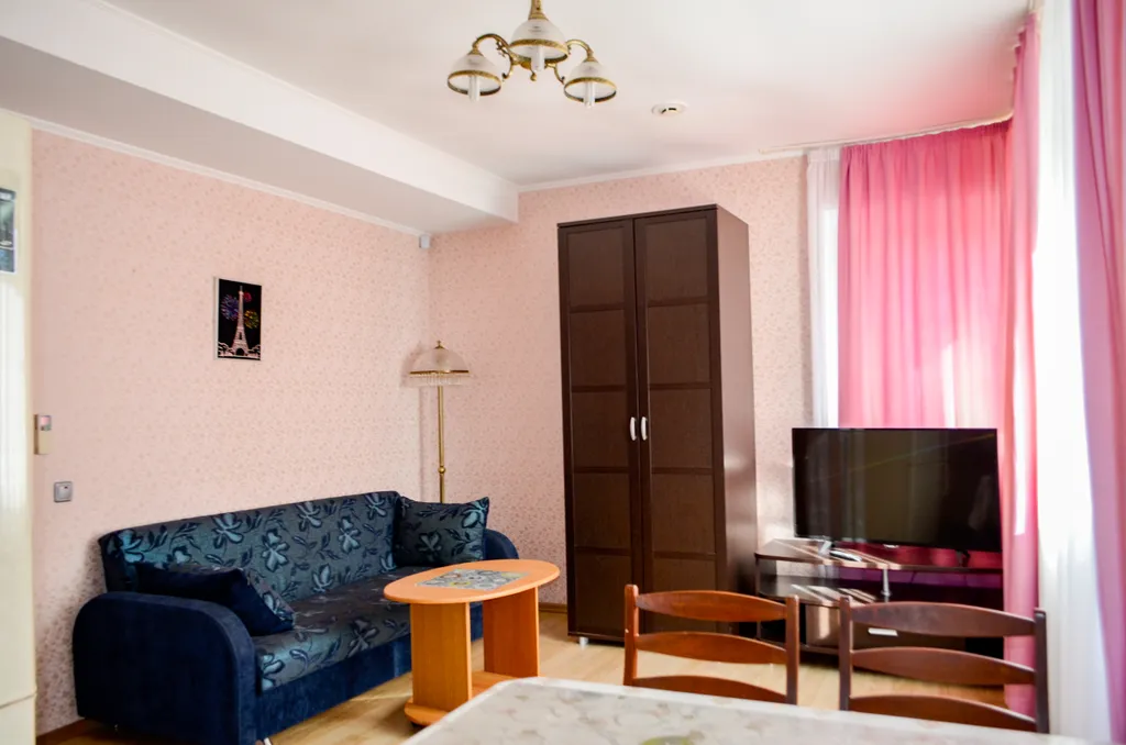 Апартаменты с балконом №2