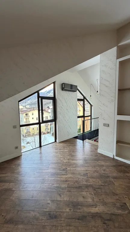 Уютная двухуровневая квартира в самом центре горнолыжного курорта