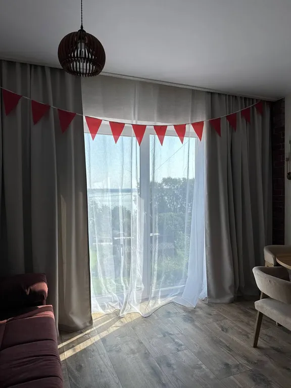 Гостевой номер с видом на озеро и Иверский монастырь