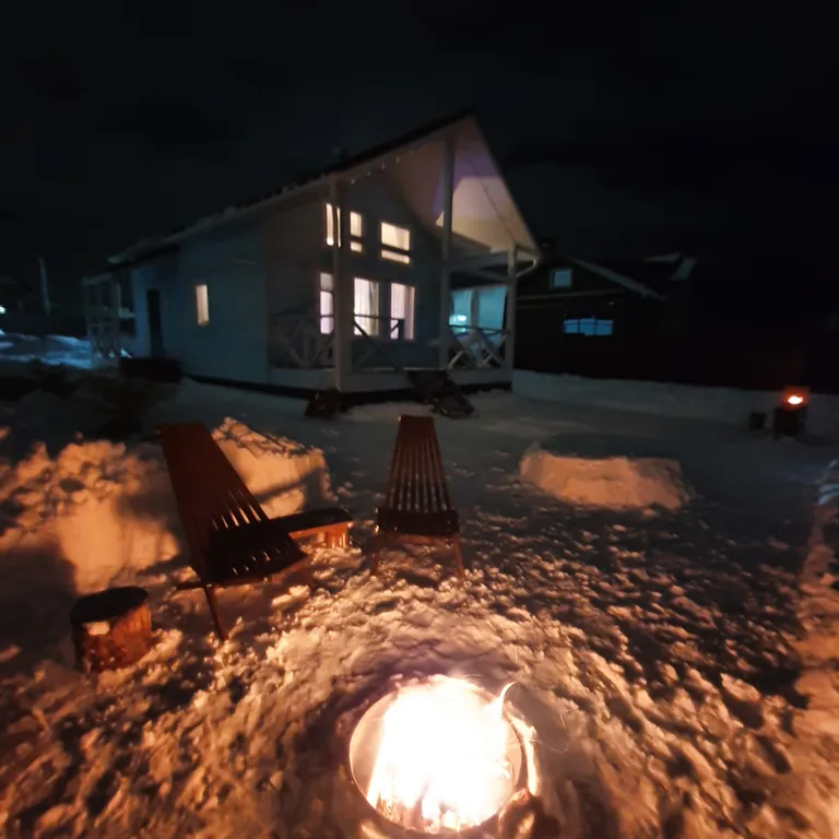 Уютный дом на берегу реки Кимрка