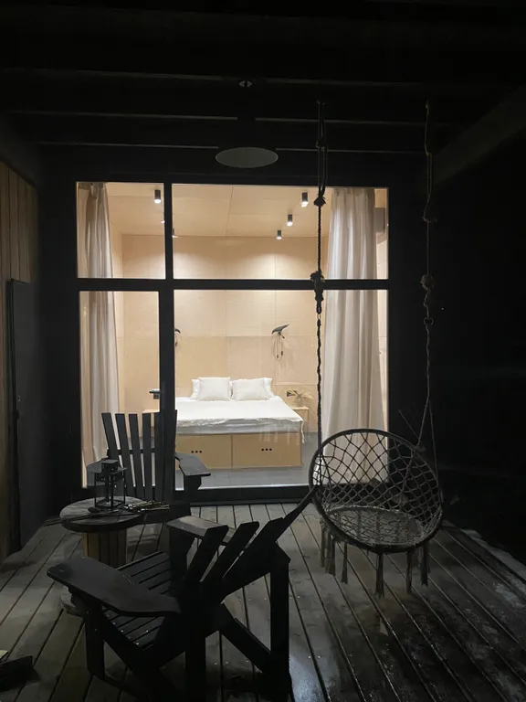 Уютный дом с панорамными окнами