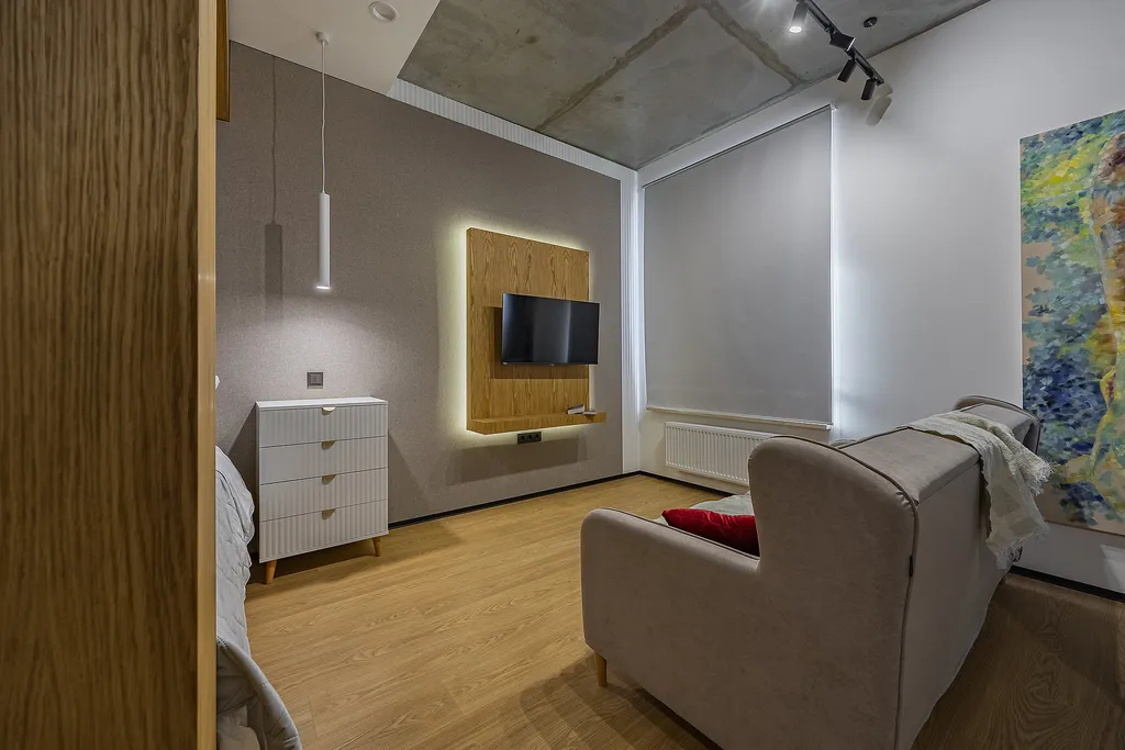 Просторная студия в центре