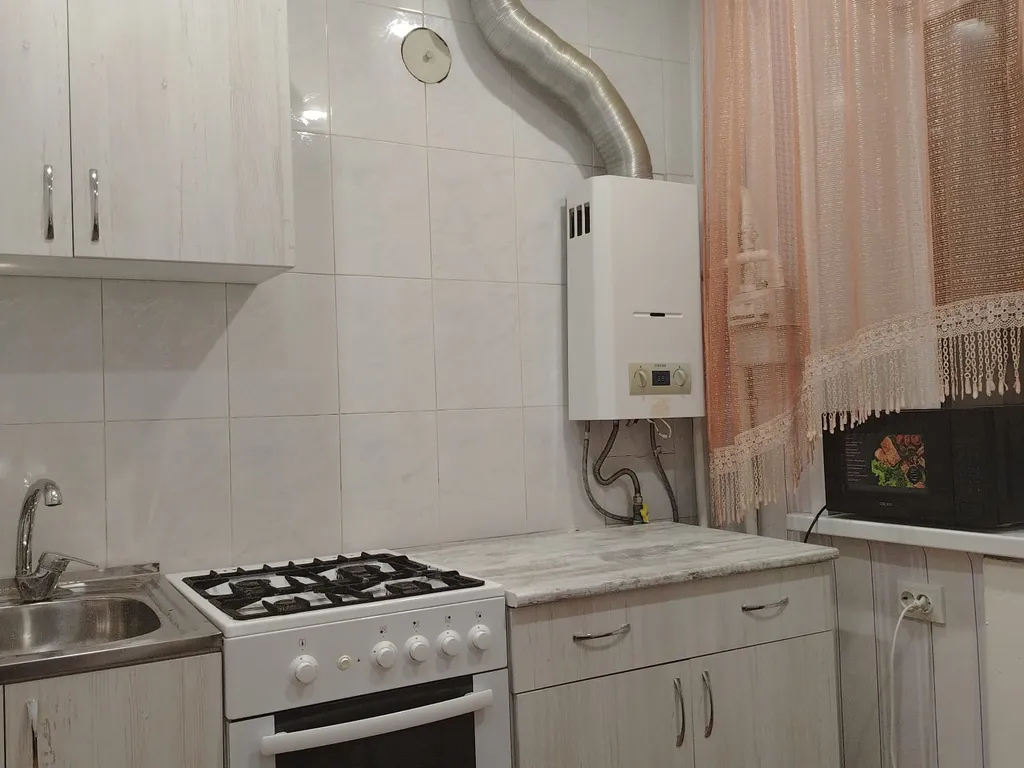 Квартира тихая, рядом ТЦ Небо и Лента