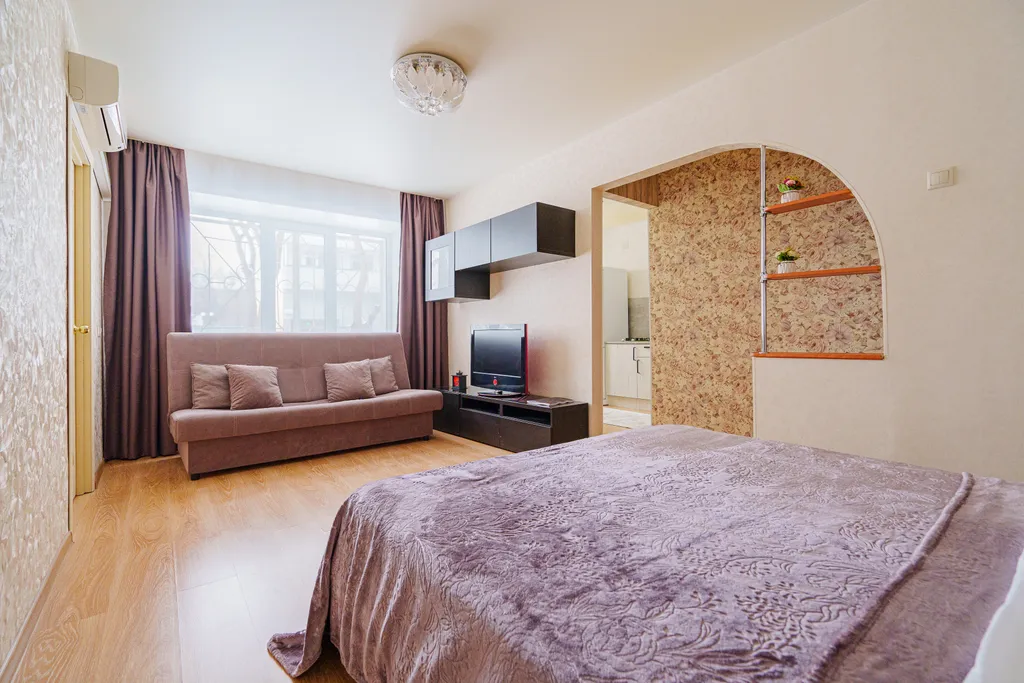 Квартира Двухкомнатная квартира у метро Чкаловская — Екатеринбург