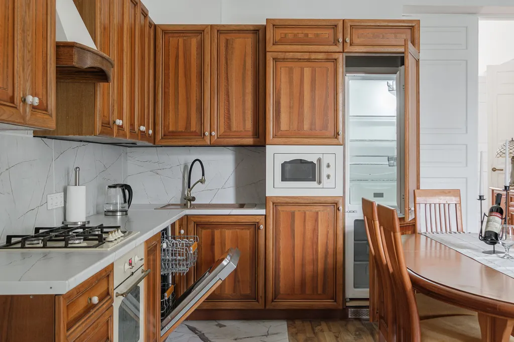 Элегантная квартира Delux с тремя спальнями, парковкой у Эрмитажа