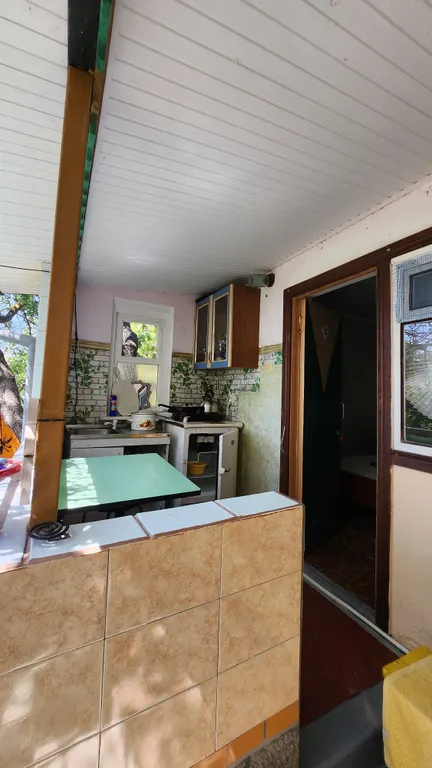 Трёхместная комната стандарт №2 с отдельной кухней