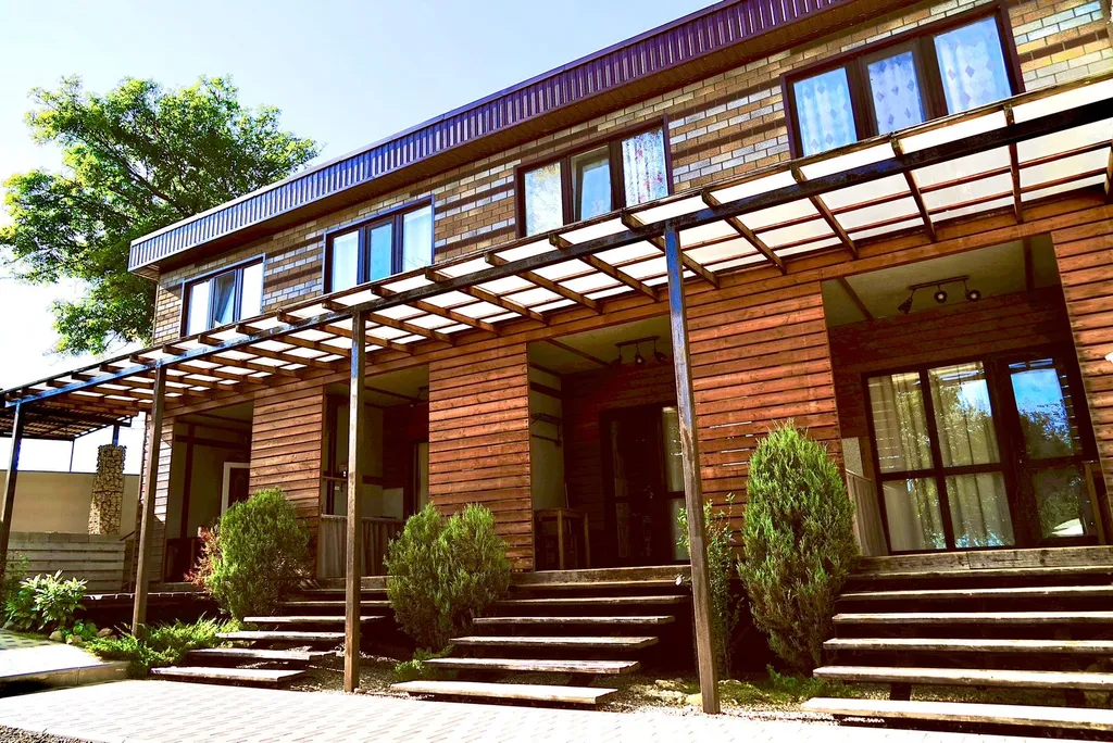 Трёхместный номер с летней кухней на лоджии, теплым бассейном