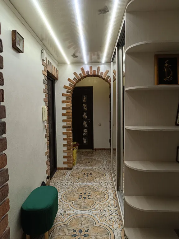 Уютная двухкомнатная квартира в тихом месте