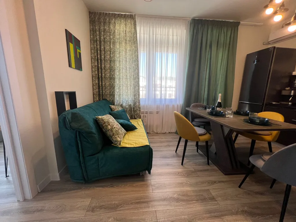 41 Евротри с бассейном на 5 человек