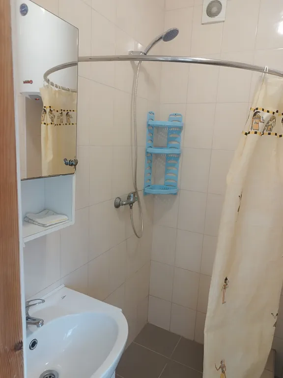 Дом возле набережной