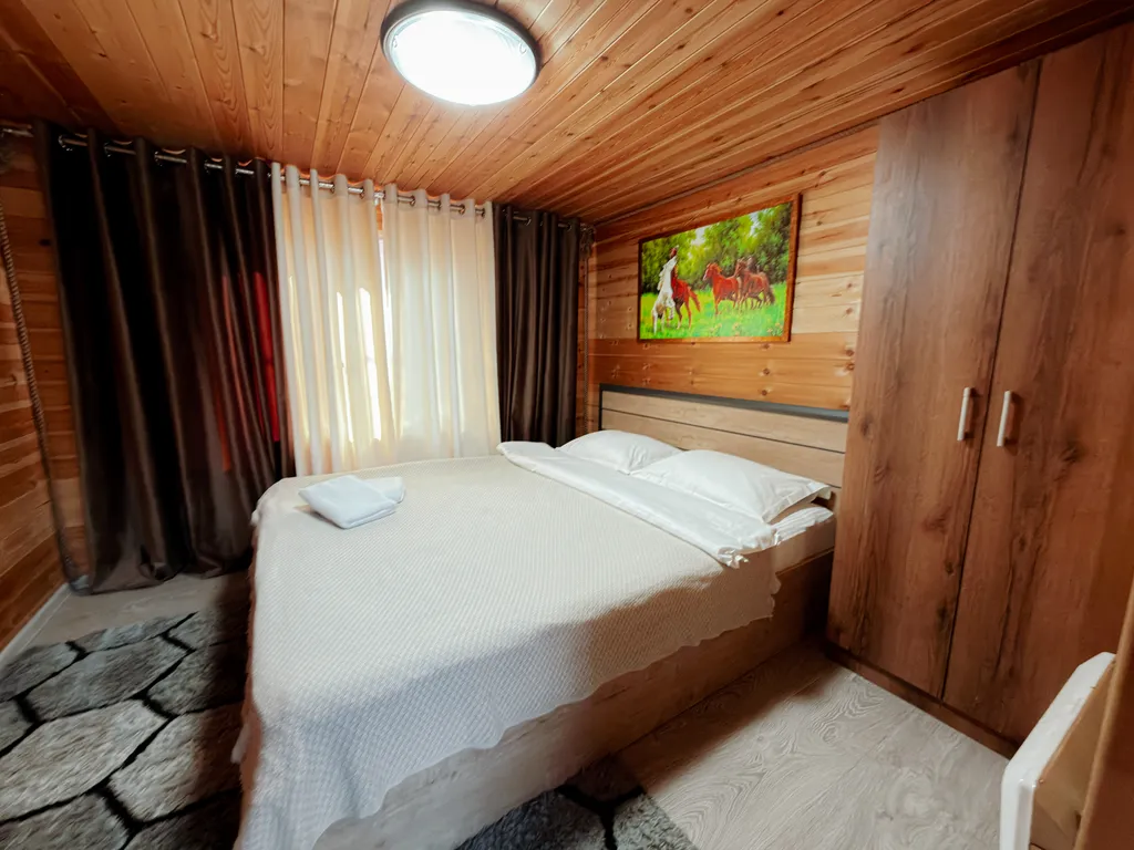 Коттедж Коттедж Улучшенное шале — Архыз