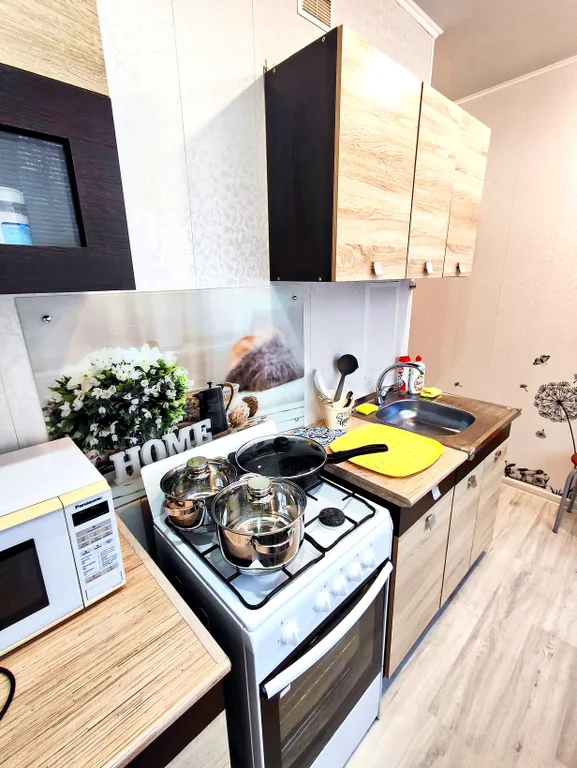 Квартира 2-комнатная Квартира — Тихвин