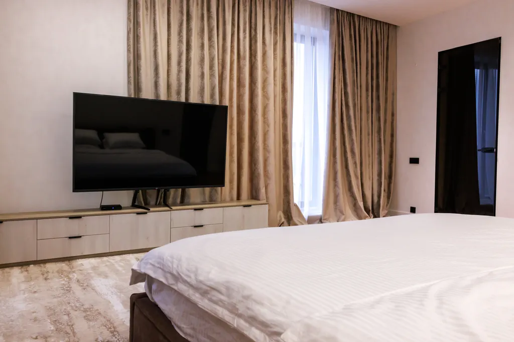 Шикарный коттедж в Подмосковье с круглогодичным бассейном на улице