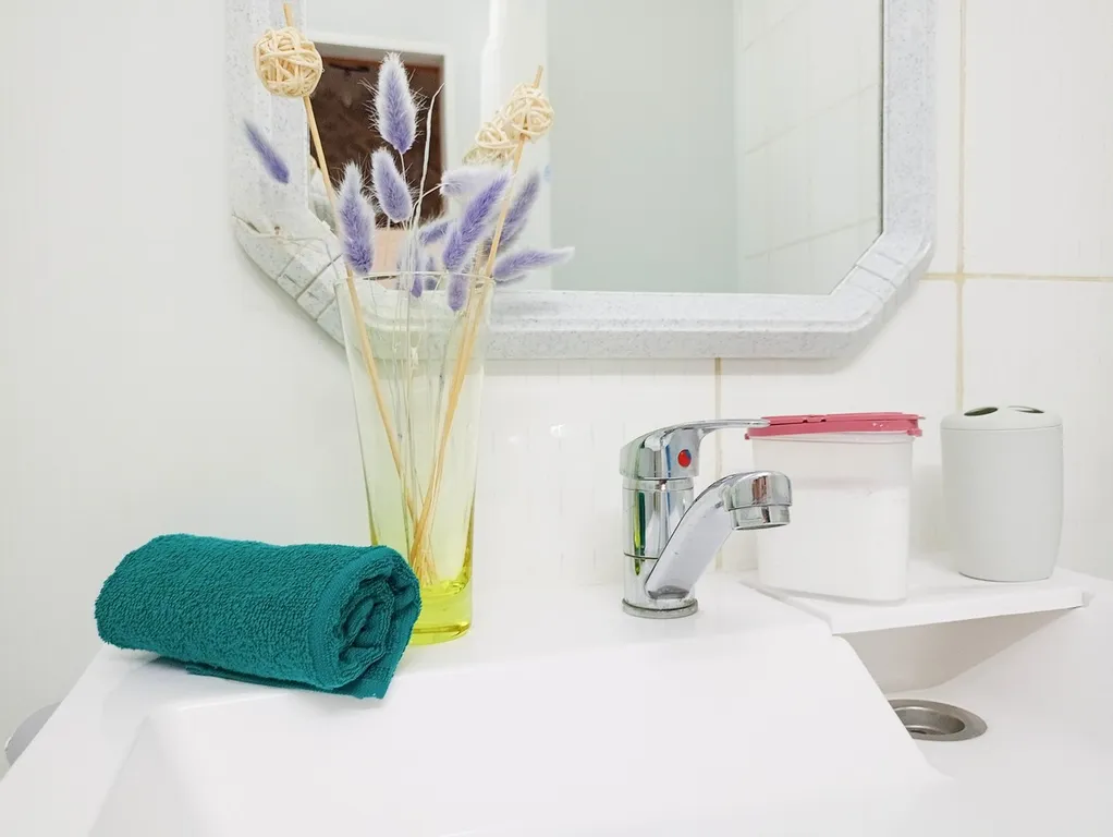 Квартира рядом с БАМиЖТ, Светофор и ЖД больницей