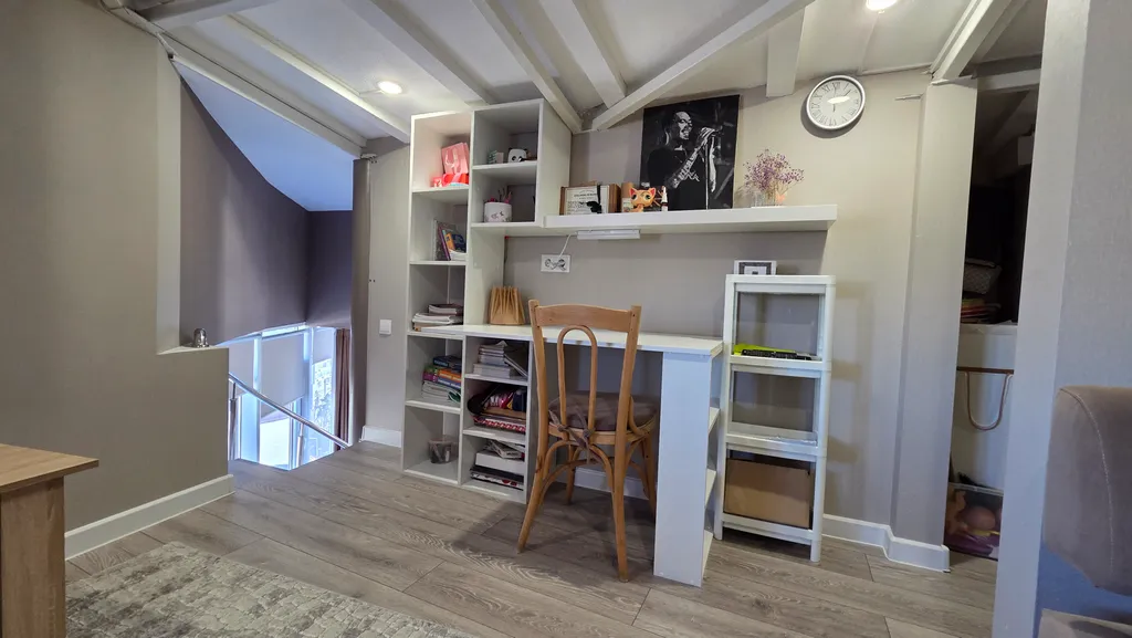 Большая двухуровневая квартира с шикарными видами на море и горы