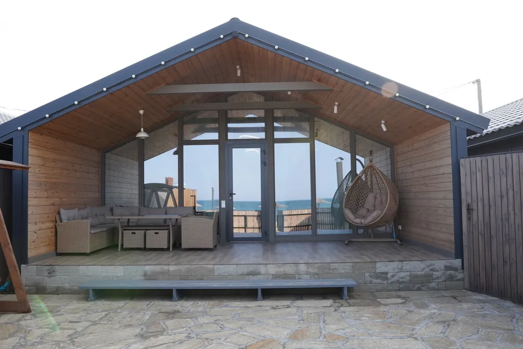 Коттедж Дом люкс с видом на море и выходом на пляж — аренда посуточно в Избербаш