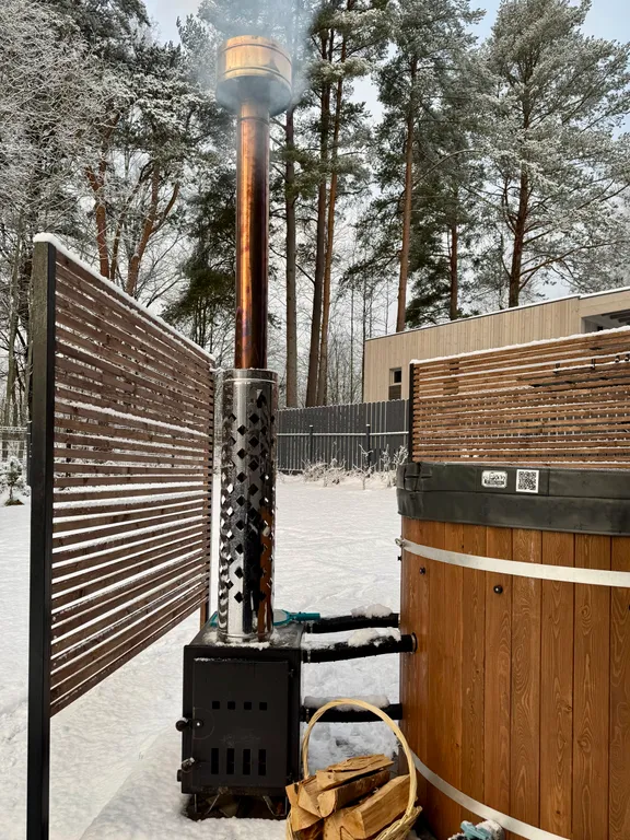 Коттедж Уютный дом с горячей купелью — Стеклянный