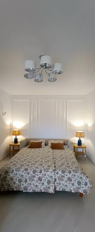 Апартаменты у Мирожского монастыря