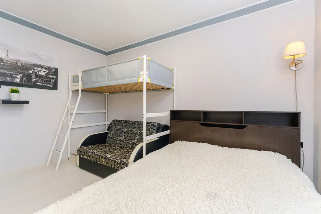 Бюджетный четырёхместный номер "Black & White"