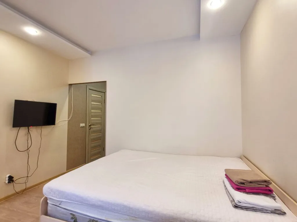 Отличная студия в шаговой доступности от ИРГУПС