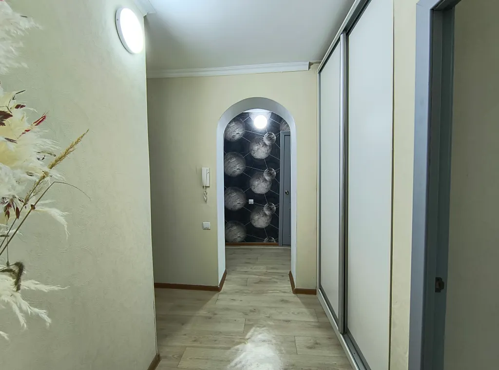 Apt у центрального стадиона