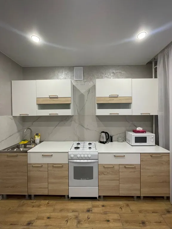 Красивая квартира в новом доме рядом с заездом в город