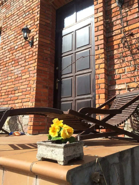 Дом с пляжем у моря