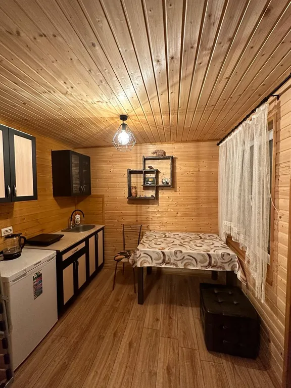 Домик с видом на горы