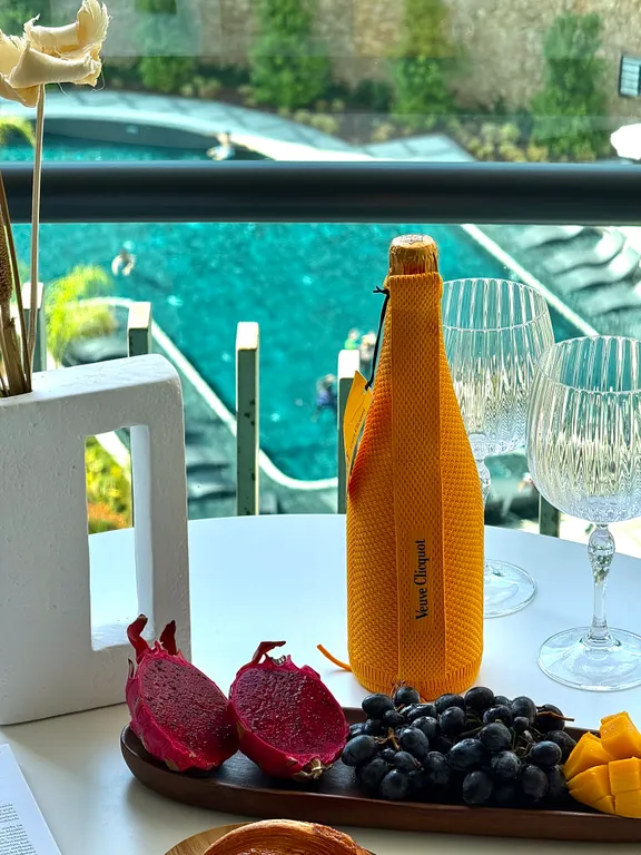 Excellence 2-уровневый дуплекс с видом на море и бассейном