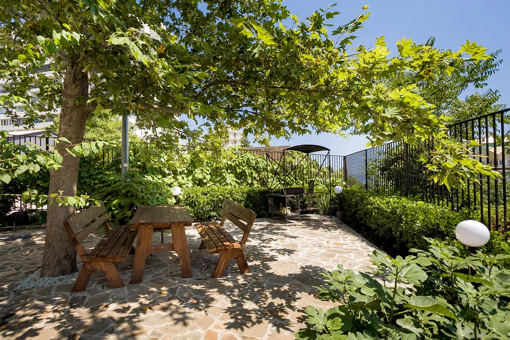 Апартаменты Premium с видом на море, горы возле Артека