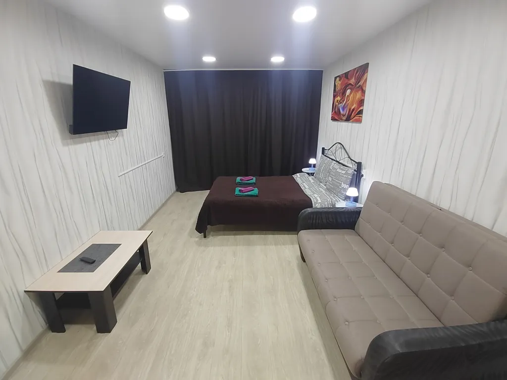 Однокомнатная квартира с балконом и лифтом у ТРЦ Плазма — аренда посуточно в Мурманск