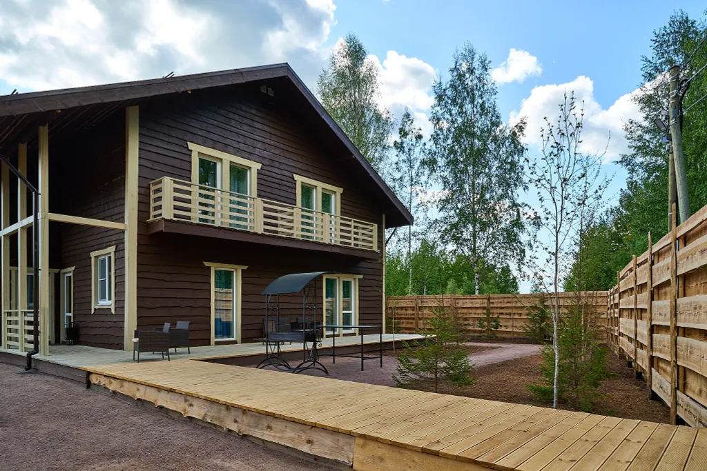 Коттедж Уютный коттедж рядом с озером — Светлое