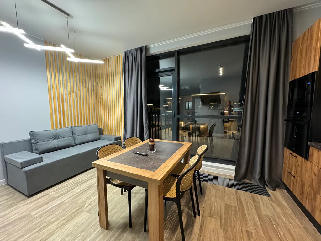 "Охта Адвент" 65м. "Парк" у курорта