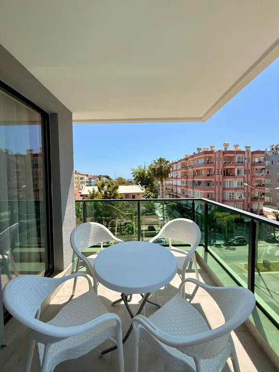 Квартира с видом на море и горы. Пляж Клеопатра