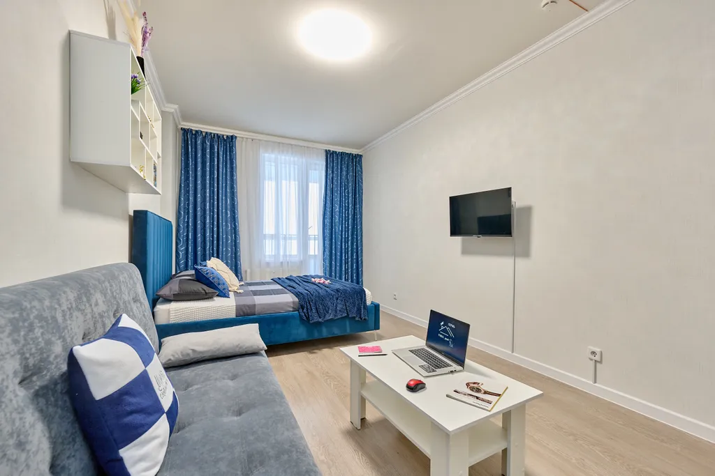 Евродвушка с балконом на 19 этаже вместительность на 6 человек