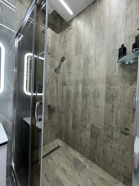 Престижная новая квартира рядом с парком победы