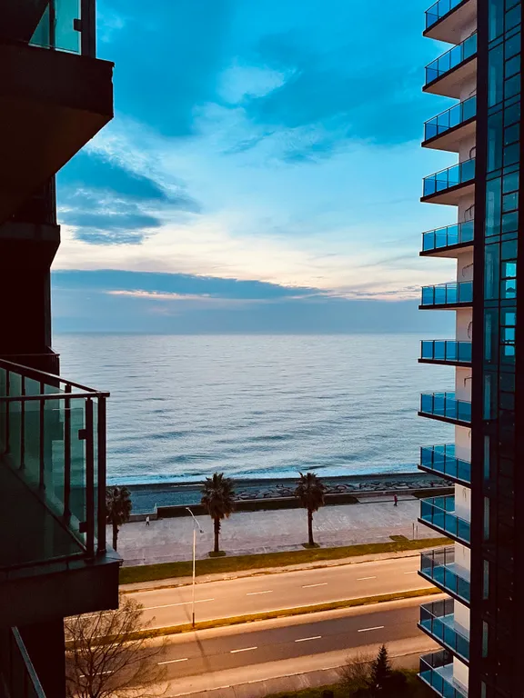 Апартамент на побережье с видом на море First line New Boulevard