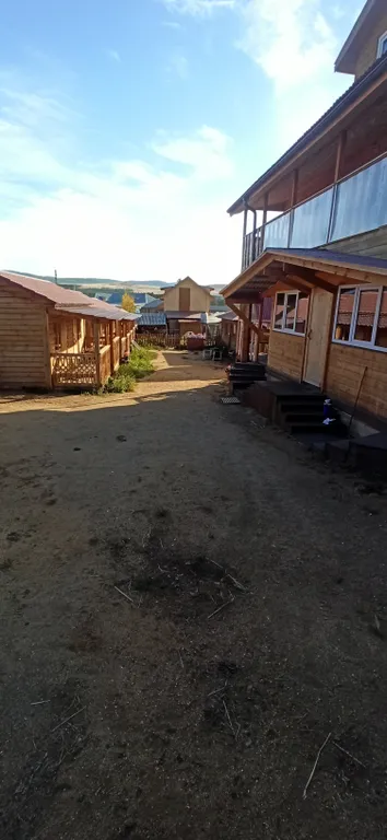 Комната с диваном