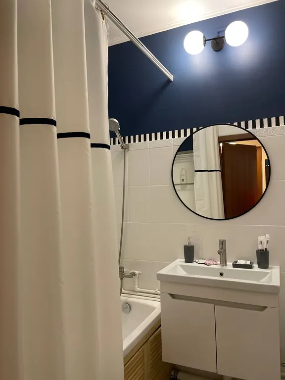 Комфортабельная квартира с двуспальной кроватью в Люберцах